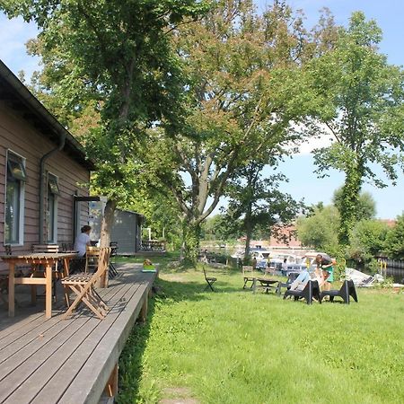 Wassersportzentrum Alte Feuerwache Brandenburg  Esterno foto